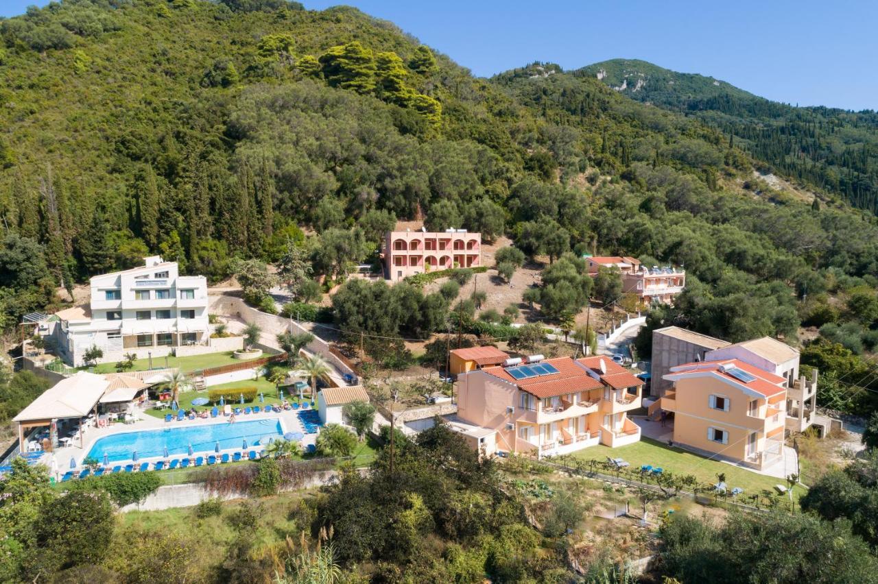 Odysseus Apartments By Hotelius Agios Gordios  Exterior photo